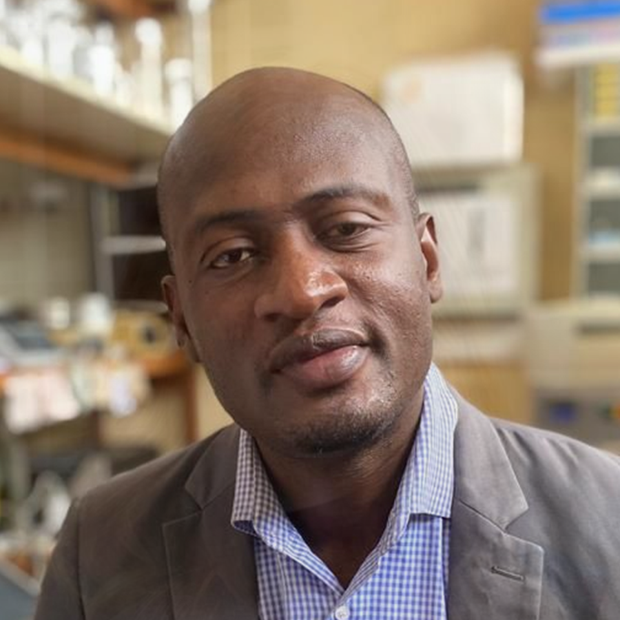 Headshot of Dr. Tiofack Zébazé Arnol Auvaker