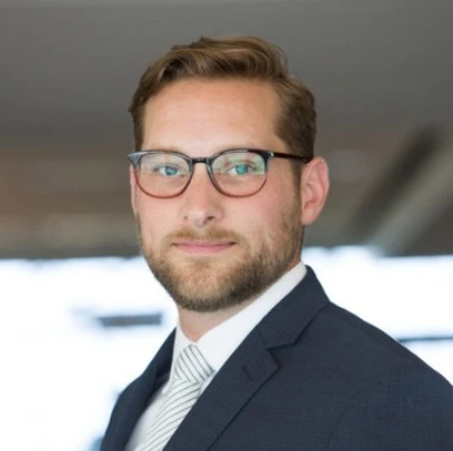 Headshot of Stephen Gire